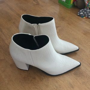 Qupid Off-White Croc Booties